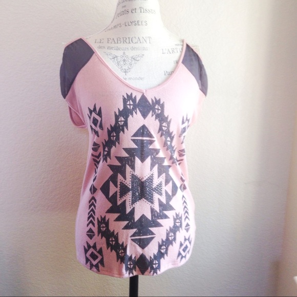 NWOT "Aquila" Aztec print top - Picture 1 of 4